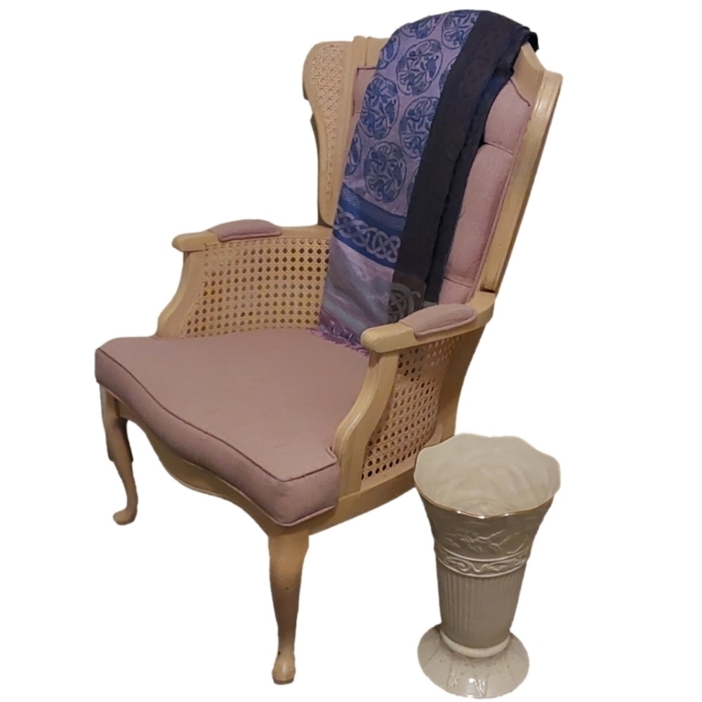 MORGANTOWN/KANE 2 PAIR OF RATTAN PINK ACCENT CHAIR - Picture 4 of 8